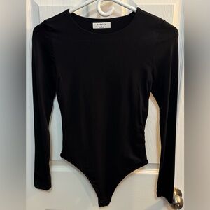 Babaton Contour Crewneck Long Sleeve Bodysuit
